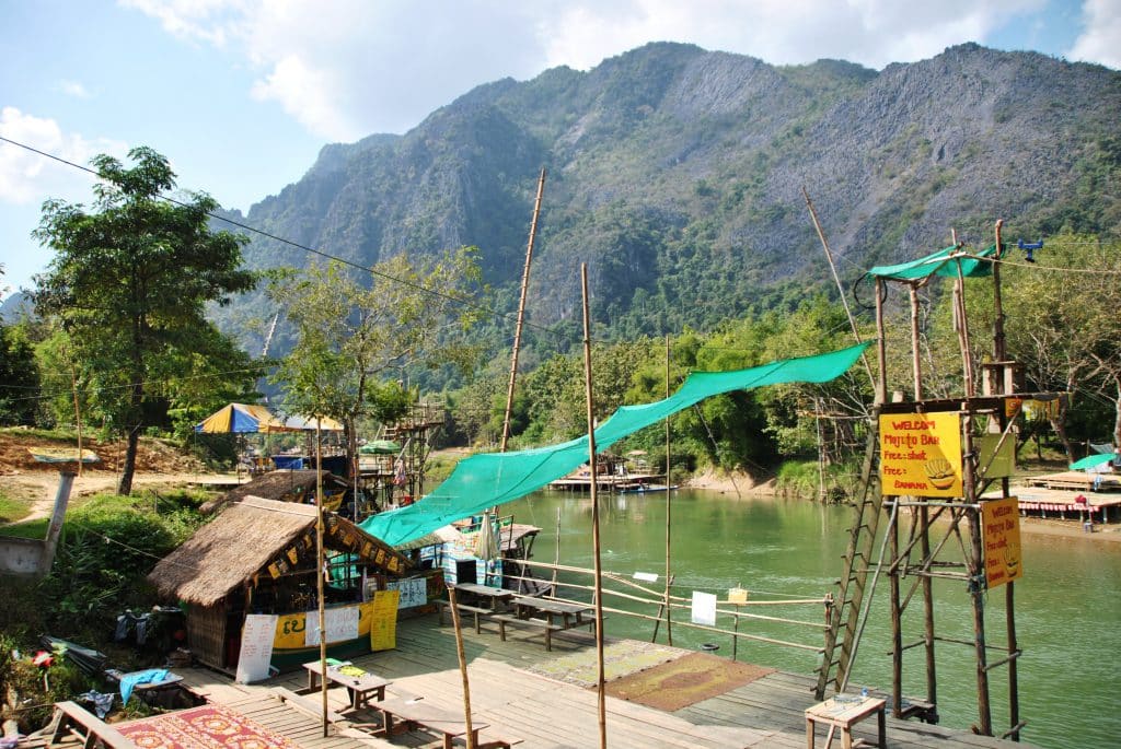 Tubing Pub Crawl auf dem Mekong